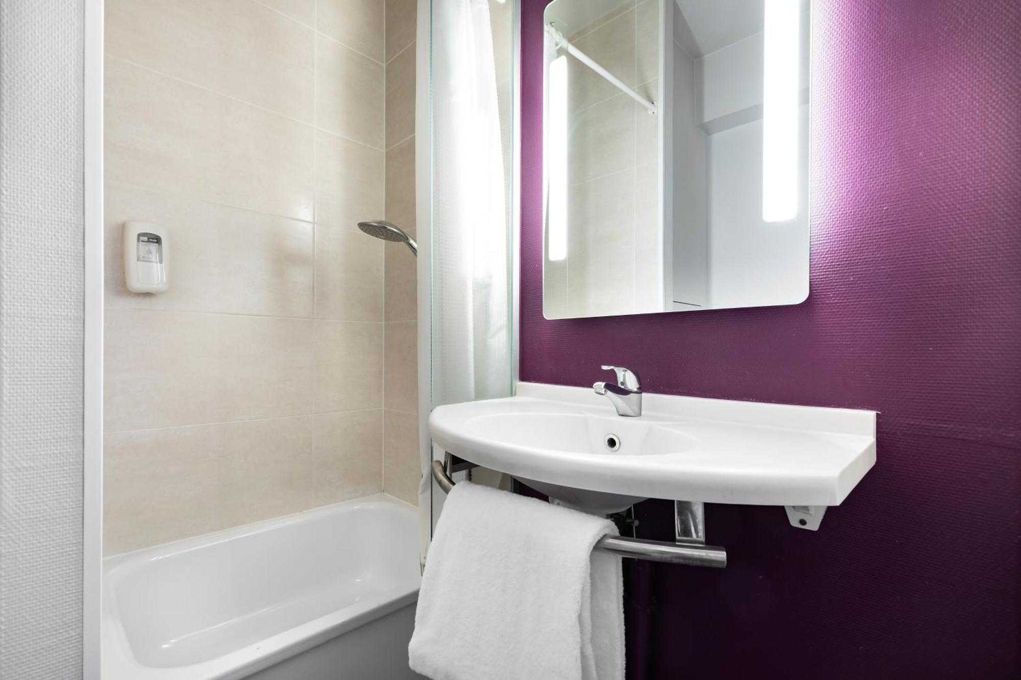 Double Room - Smoking,1584545259:JPEG